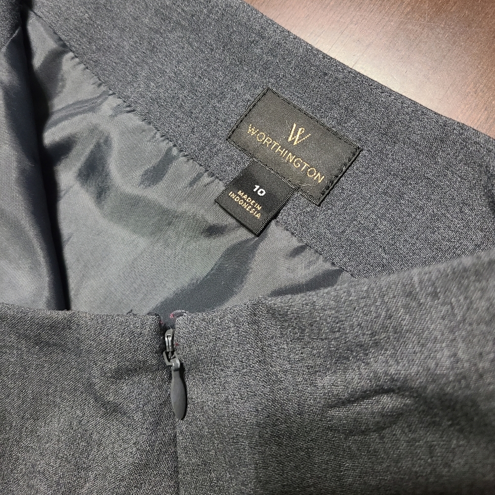 Worthington Gray Pencil Skirt-Size 10 - Picture 3 of 7